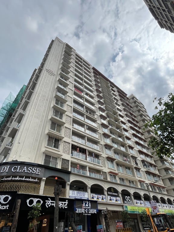 1bhk ready to move flat in chembur east thumbnail 4