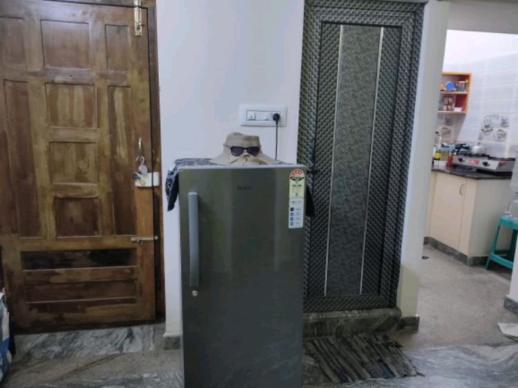 1bhk available thumbnail 5