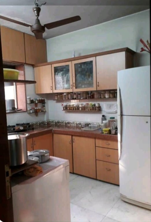 1bhk juhu versova link road thumbnail 7