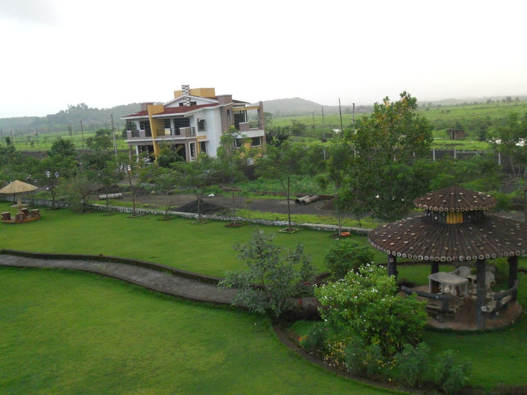 NA bungalow plot available in shahapur thumbnail 1