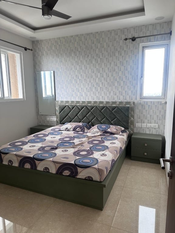 Premium Flat in Prestige Falconcity Your Dream Home Awaits! 3 BHK Semi-Furnished Flats for Rent thumbnail 7