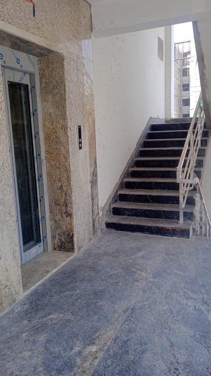 Commercial property suitable for offices, Schools or colleges and similar establishments thumbnail 4