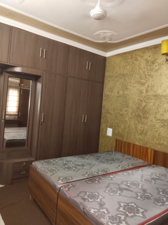 3 bhk Apartment Ground Floor Sarita ihar thumbnail 4