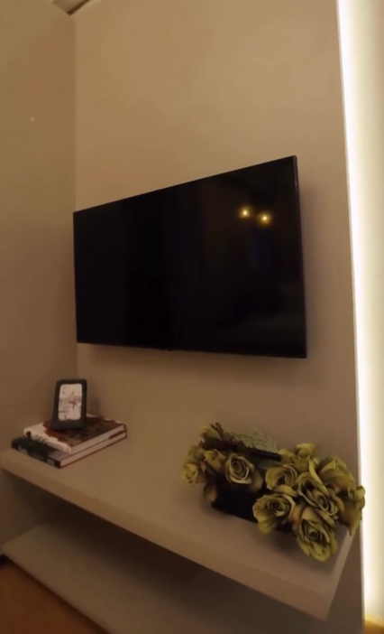 2,3,4 BHK, DLF ONE MIDTOWN thumbnail 14