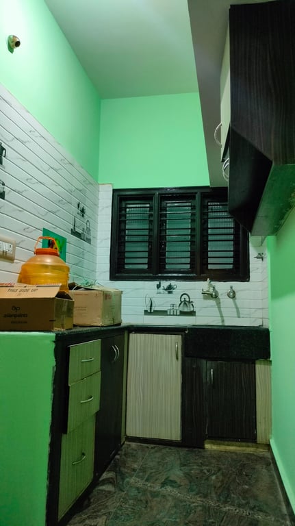 2BHK 2 nd floor thumbnail 7