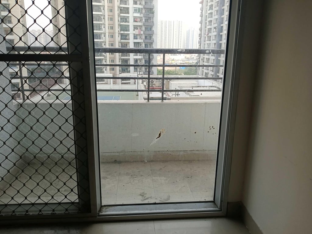 semi furnished apartment ready to move-In. Newly painted and cleaned with igl connection, thumbnail 3