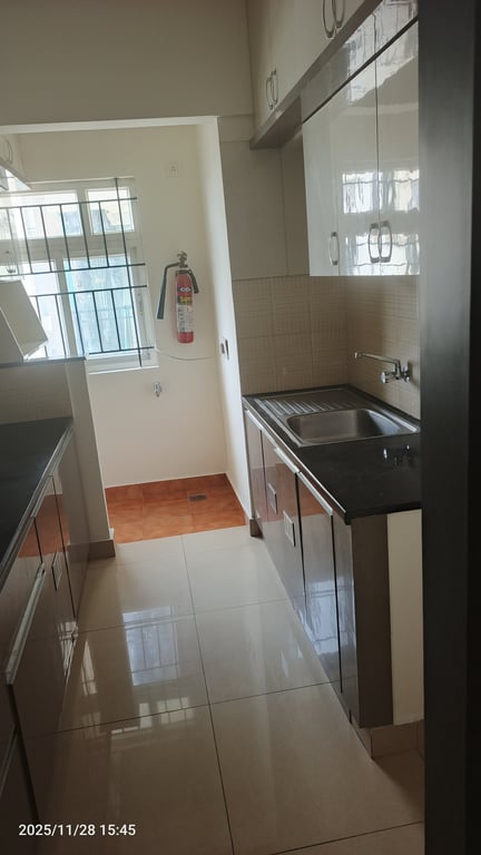 2 and 3 BHK FLATS FOR RENT thumbnail 17