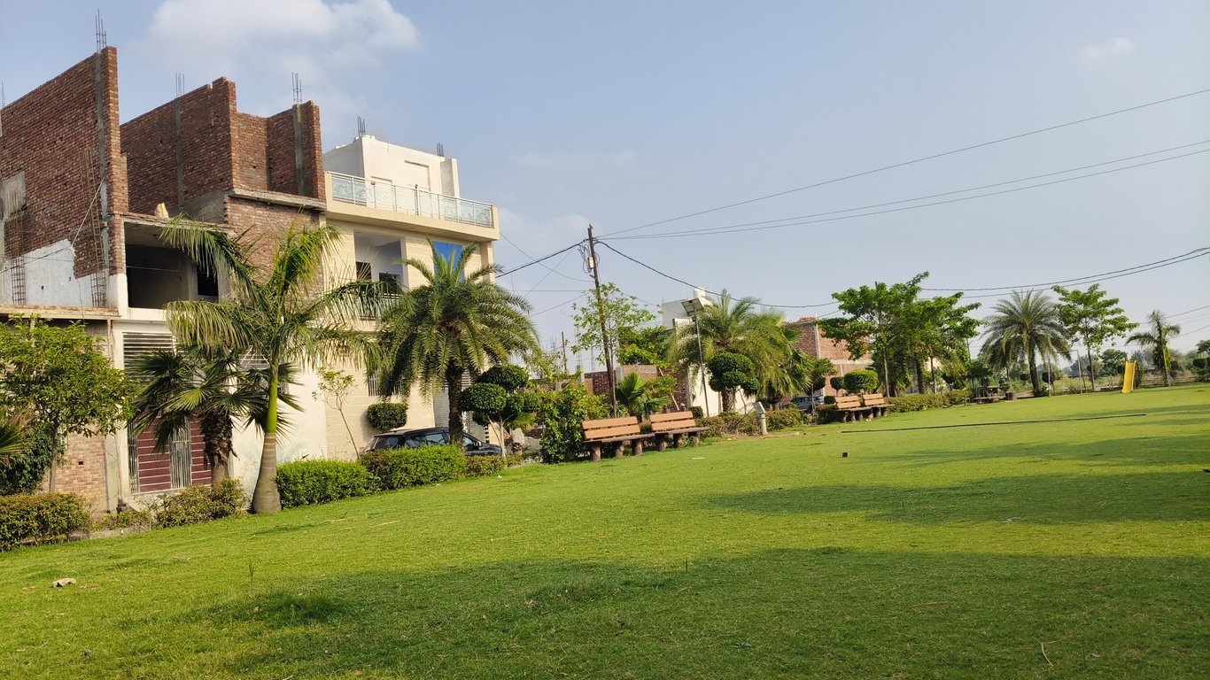 Luxury township thumbnail 3