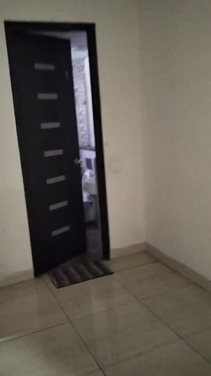 3BHK Flat for Rent in Gaur Saundaryam, Noida Extension – 1710 SQFT thumbnail 4