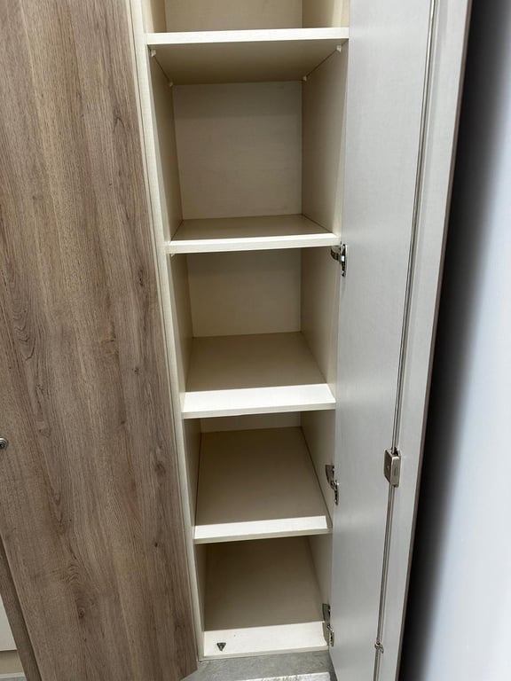 Defence colony 4 bhk thumbnail 3