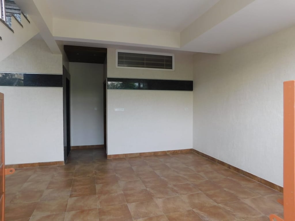 7BHK Independent House for Sale – Shubenclave, Harlur Main Road, Bengaluru thumbnail 13