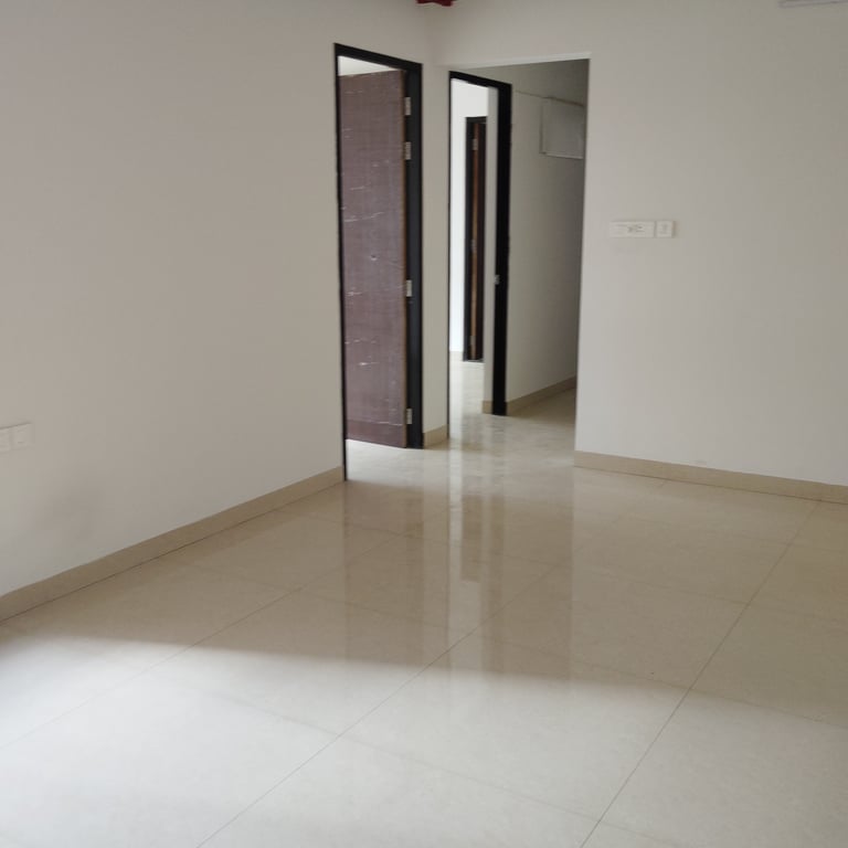 1/2BHK ready to move available in kurla west