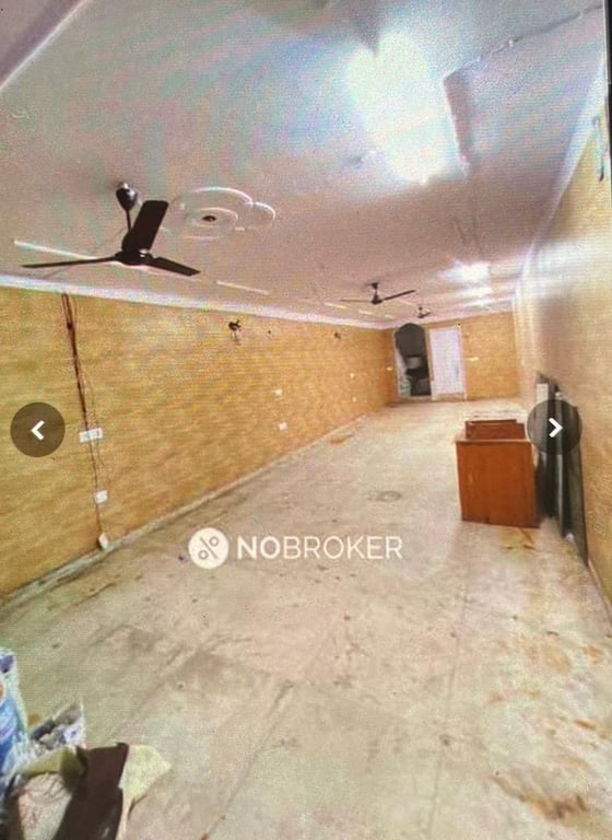 Basement for sell 100 square yards thumbnail 2