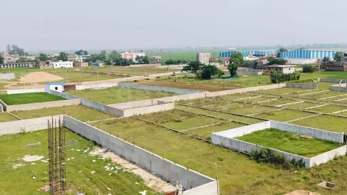 Plot 50 guj near tronica City industrial area Ghaziabad price 8 lac only thumbnail 16