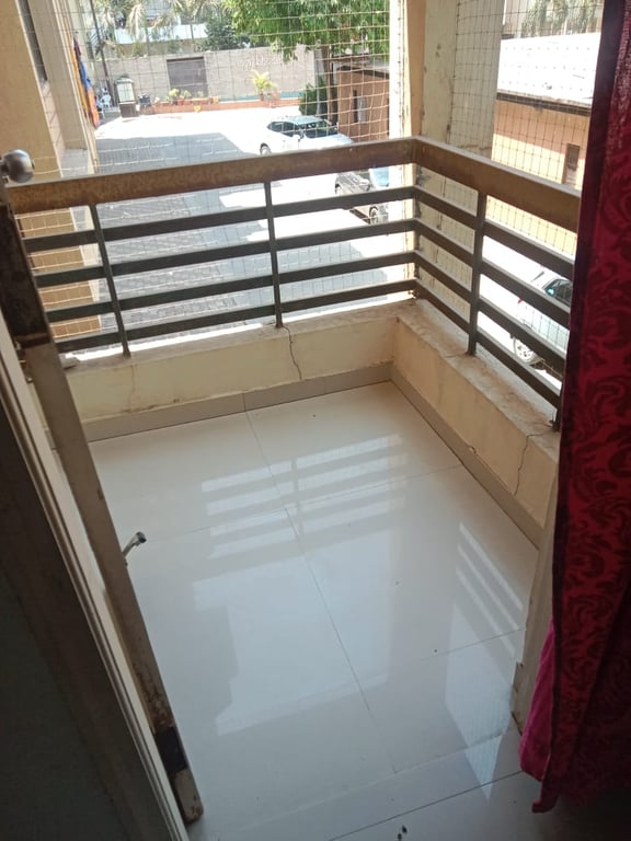 2bhk flat in manjalpur vadodara thumbnail 6
