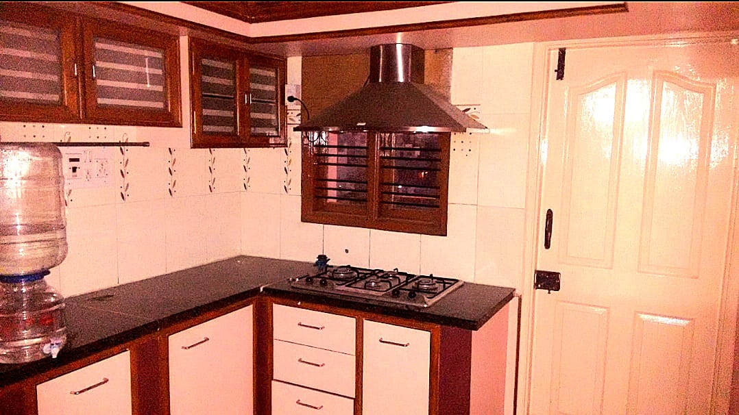 Fully Furnished 3BHK with Puja Room & Teakwood Interiors – PSR Nest, Hebbal - 1