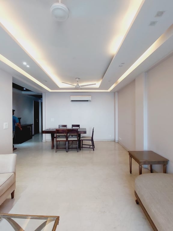 SAFDARJUNG ENCLAVE thumbnail 2