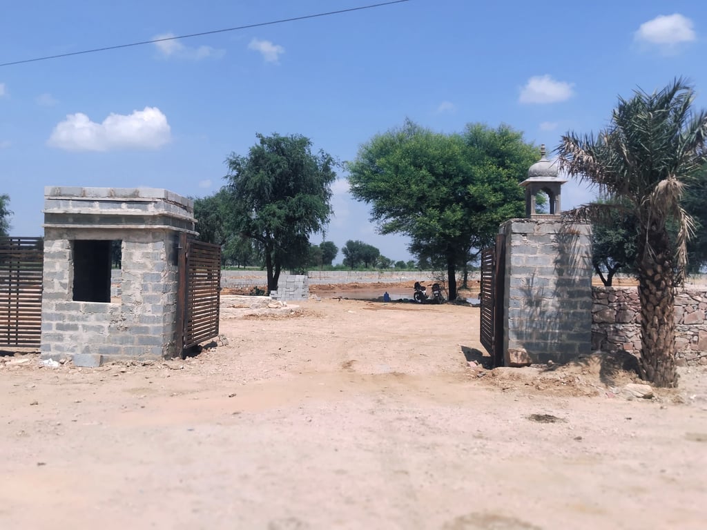 Farmhouse plot at Ajmer road near Mahindra sez fully developed gated township thumbnail 2