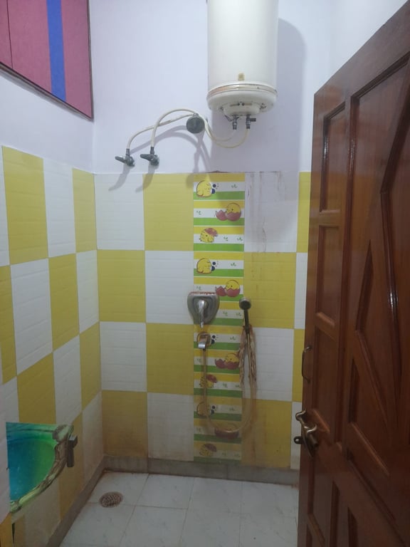 2 Bhk fro rent in Vasundhara thumbnail 11