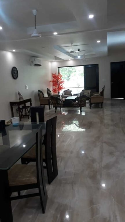 Plot for rent in sec 92 Gurgaon thumbnail 10