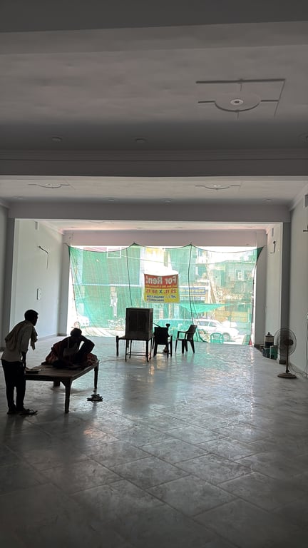 Ground floor with storeroom/strong room with separate bathroo thumbnail 5