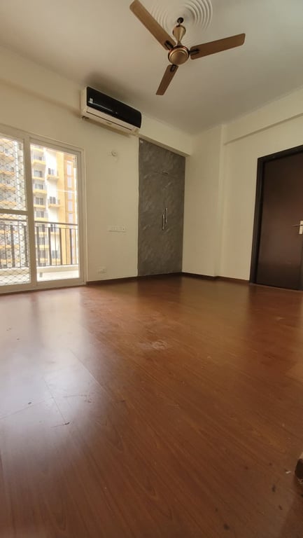 3BHK Flat for Rent in Amrapali Terrace Homes, Noida Extension – 1185 SQFT thumbnail 9