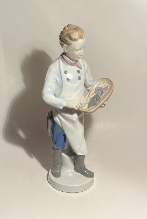 Flot tysk porcelæn figur - nr. 011026