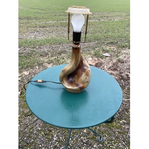 Flot stentøj bordlampe fra Axella - nr. 011017
