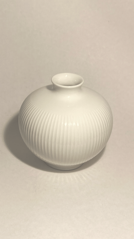 Hans Henrik Hansen porcelæn vase fra Royal Copenhagen - nr. 01310