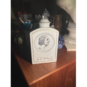 Porcelæn, fin låg krukke/tedåse fra Royal Copenhagen