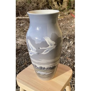 Flot porcelænsvase fra Royal Copenhagen - nr. 011201