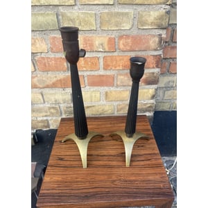 Et par bordlamper med messing fod /bund - nr. 09750