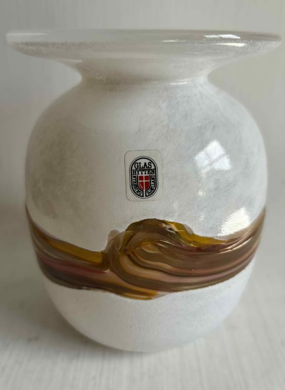Smuk vintage glasvase fra Glas Hytten Nykøbing Sjælland - nr. 555742