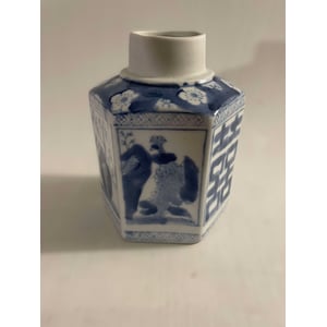 Vintage kinesisk porcelænsvase med blå og hvid motiver - nr. 09555