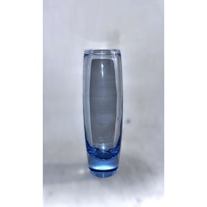 Smuk Holmegaard cylindervase i safirblå, design af Per Lütken