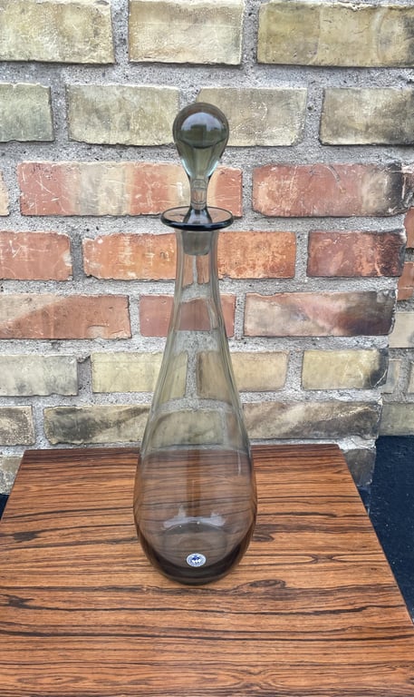 Per Lutken, Teardrop glas karaffel, fremstillet hos Kastrup-Holmegaard glasværk i 1953