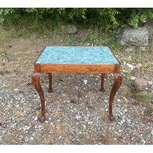 Antik bord i Chippendale stil med mosaik flise - nr. 753951