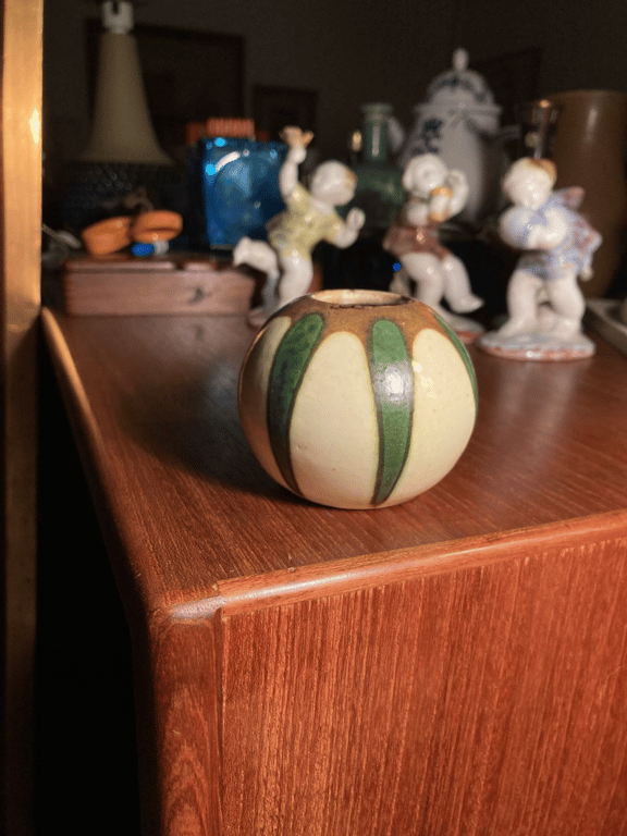 Super lækker keramik vase i Kähler stil