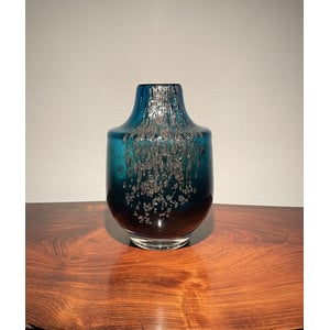 Schott Zwisen designvase i blåt glas med sølvoxid - nr. 00600