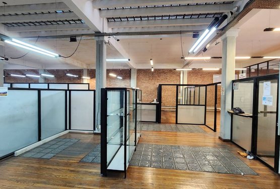 VENTA OFICINA COMERCIAL EN CABA DE TRES PLANTAS — foto 4