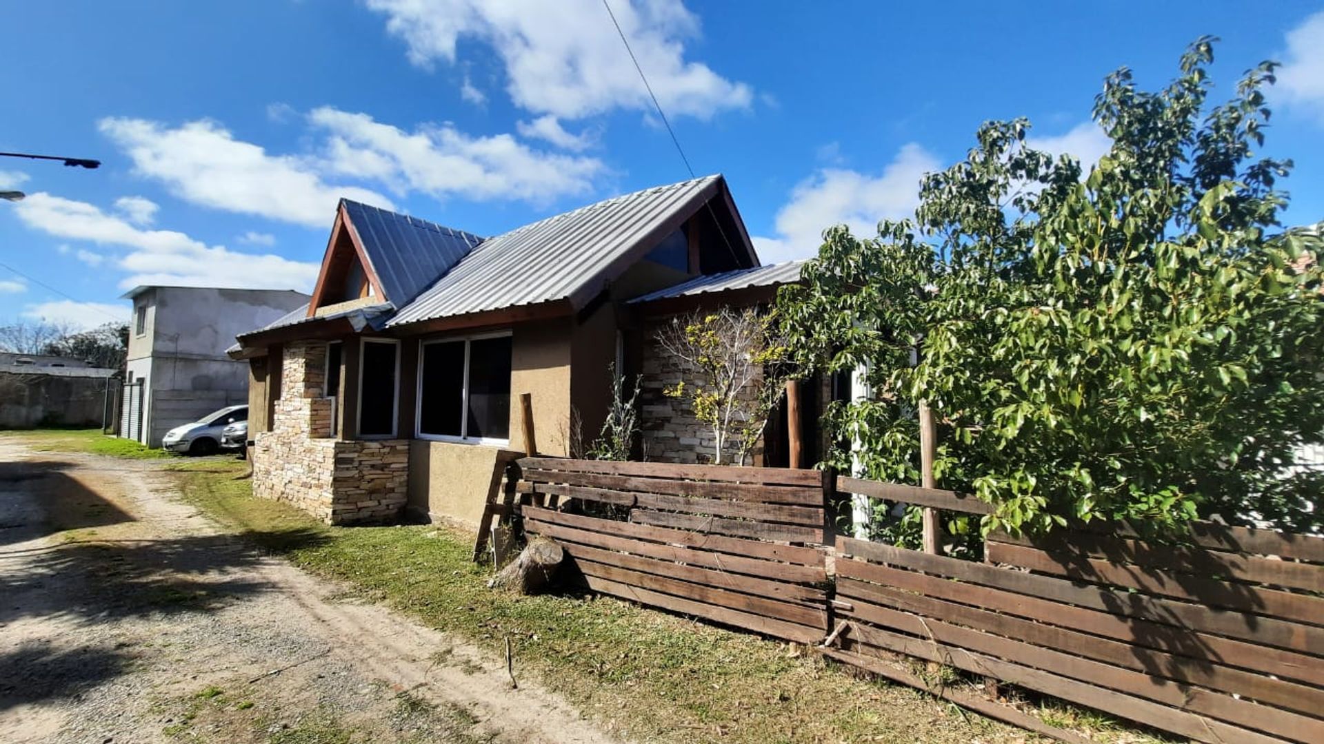 CASA EN VENTA 3 AMB JOSE C PAZ A RECICLAR — foto 1