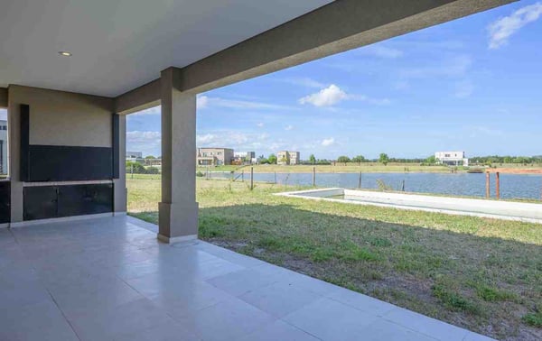ALQUILER CASA LAGUNA BARRIO PRIVADO SAN SEBASTIAN — foto 4