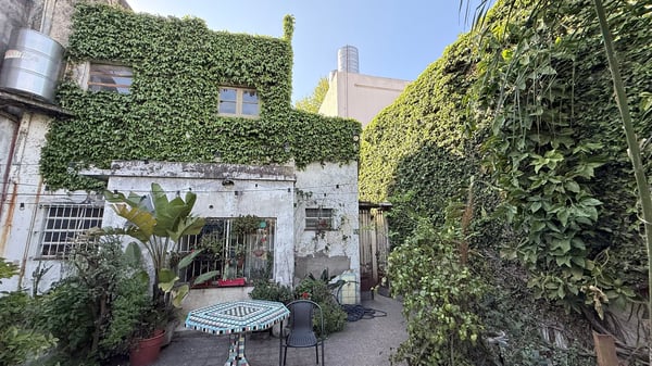 Lote en venta 400 m2 Villa del parque — foto 3