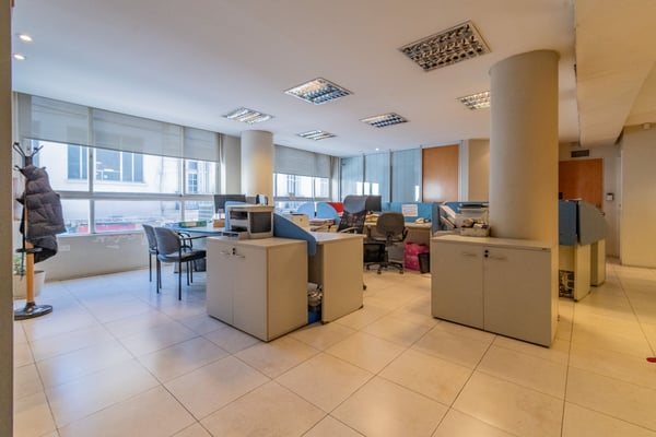 OFICINA VENTA EN TRIBUNALES-UBICACIÓN ESTRATÉGICA — foto 2