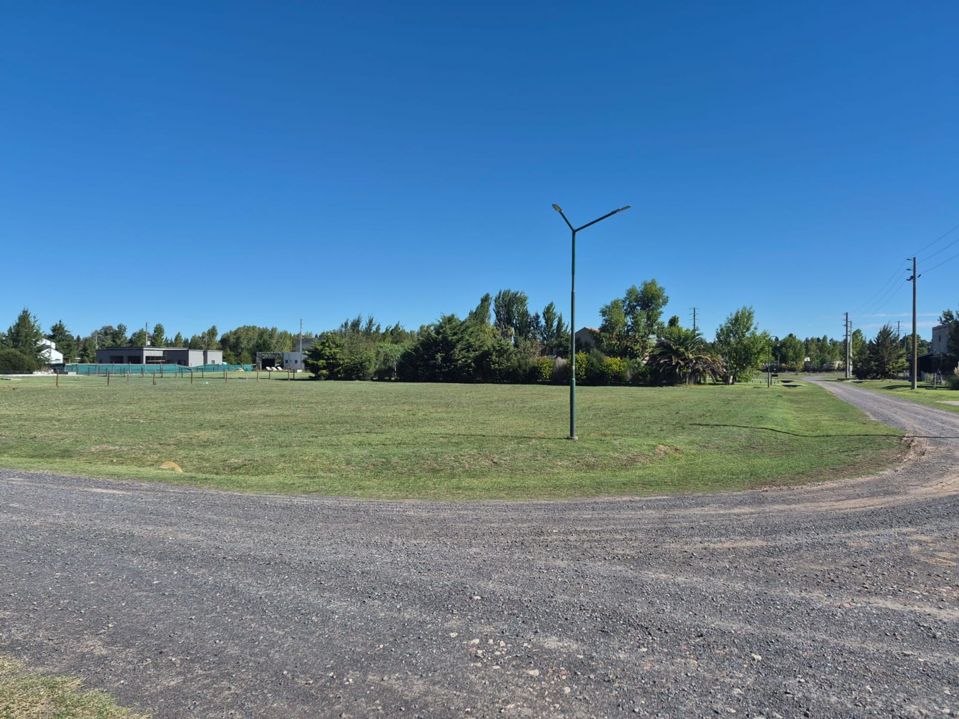 GRAN LOTE 2000m2 B° FINCAS DE SAN VICENTE GOLF — foto 1