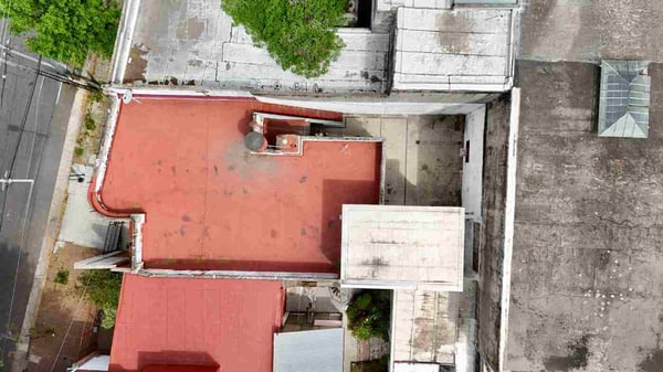 VENTA CASA EN AVELLANEDA CON GARAGE Y TERRAZA — foto 4