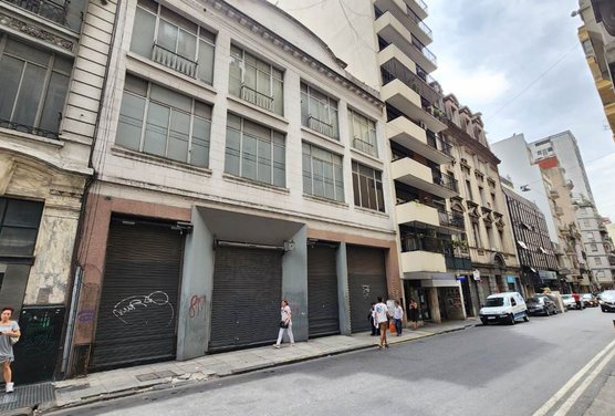 VENTA OFICINA COMERCIAL EN CABA DE TRES PLANTAS — foto 5