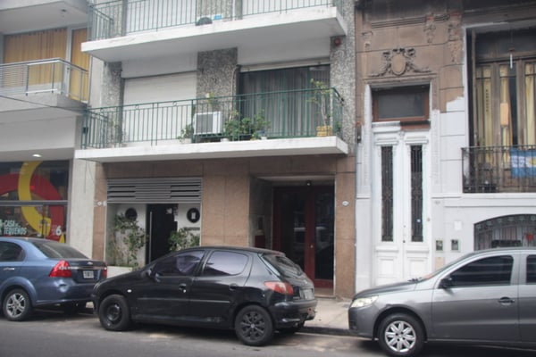 ALQUILER 2 AMBIENTES CONTRAFRENTE – VIAMONTE 1620 - AP — foto 3