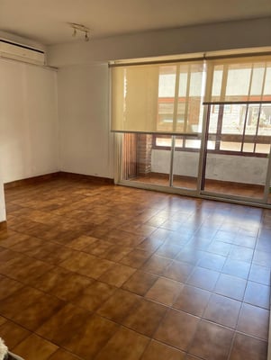 ALQUILER DEPARTAMENTO 2 AMBIENTES CON COCHERA CENTRO DE MARTINEZ — foto 4