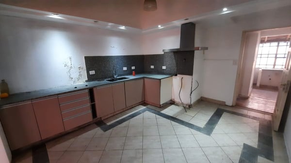 CASA EN VENTA 3 AMB JOSE C PAZ A RECICLAR — foto 4
